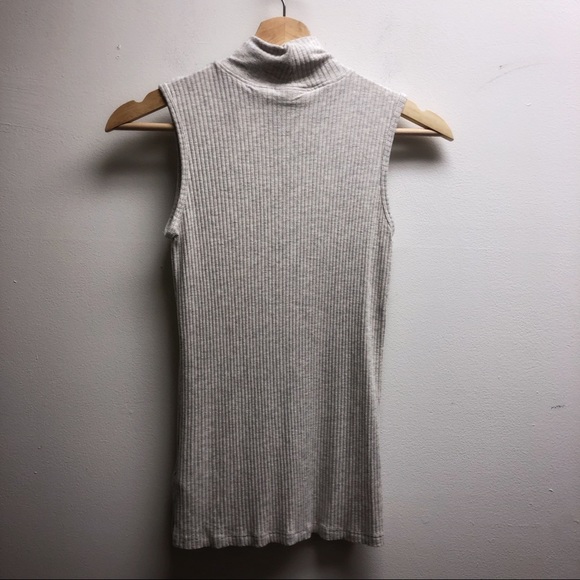 Christian Siriano Small turtleneck ribbed tank top - Picture 2 of 2